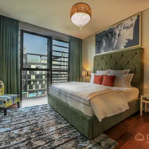 Dream - Walk Modern & Luxury Inn